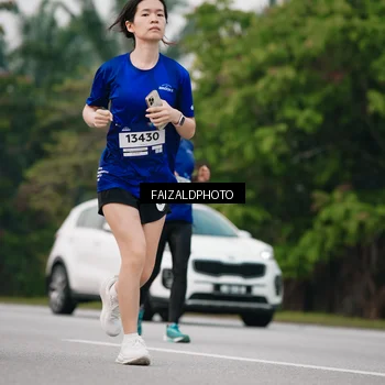 Runner Photo 7412922