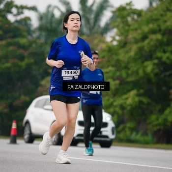 Runner Photo 7412934