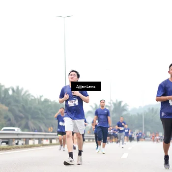 Runner Photo 7412951