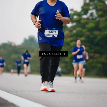 Runner Photo 7412961