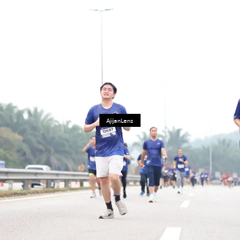 Runner Photo 7412974