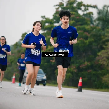 Runner Photo 7412986