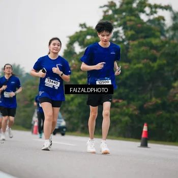 Runner Photo 7413006