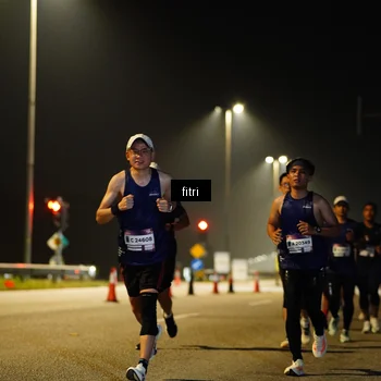 Runner Photo 7413007