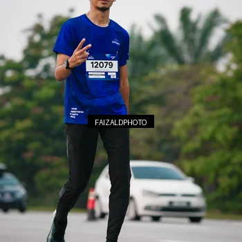 Runner Photo 7413022