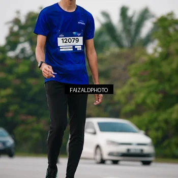 Runner Photo 7413032