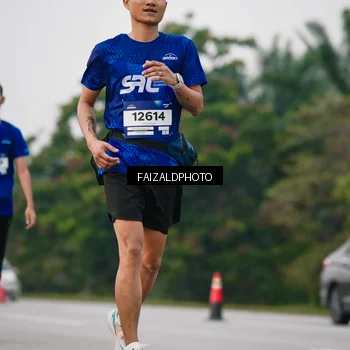 Runner Photo 7413044