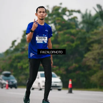 Runner Photo 7413050