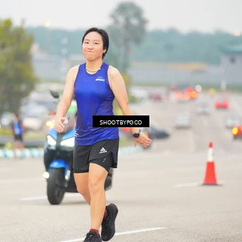 Runner Photo 7413068