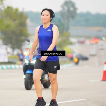 Runner Photo 7413085