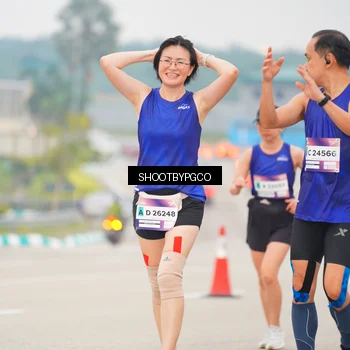 Runner Photo 7413128