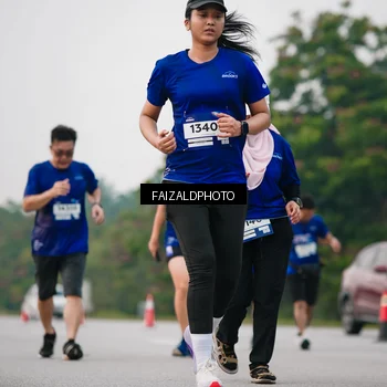 Runner Photo 7413143