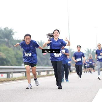 Runner Photo 7413145
