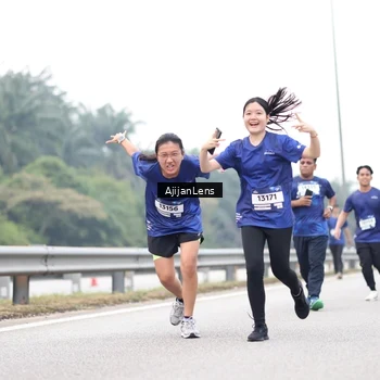 Runner Photo 7413146