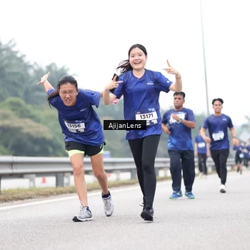 Runner Photo 7413153