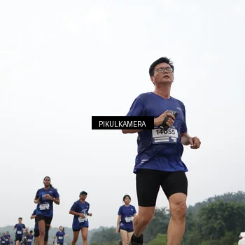 Runner Photo 7413154