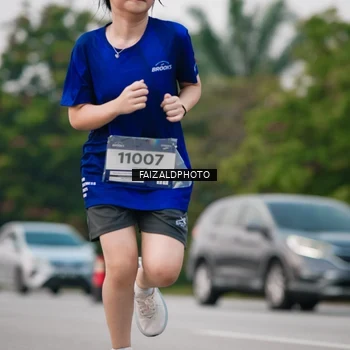 Runner Photo 7413160