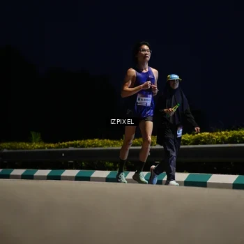 Runner Photo 7413161