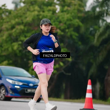 Runner Photo 7413168