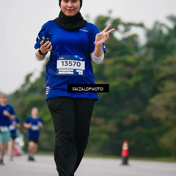 Runner Photo 7413207