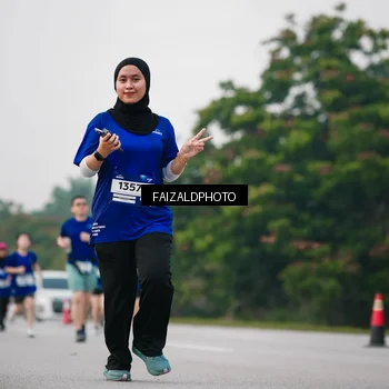 Runner Photo 7413216