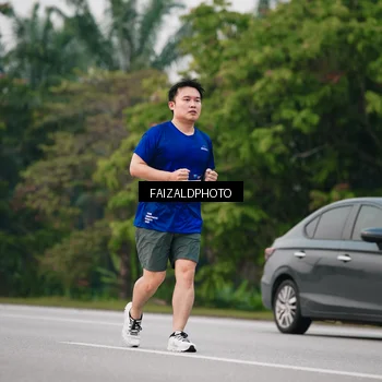 Runner Photo 7413217