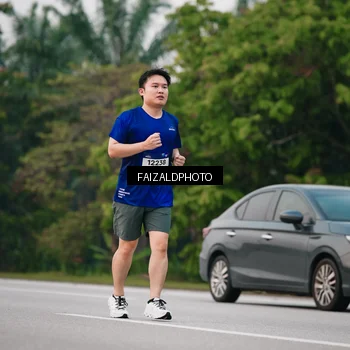 Runner Photo 7413222