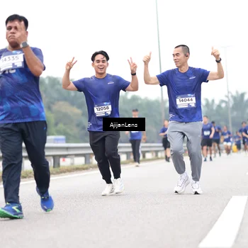 Runner Photo 7413228