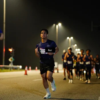 Runner Photo 7413234