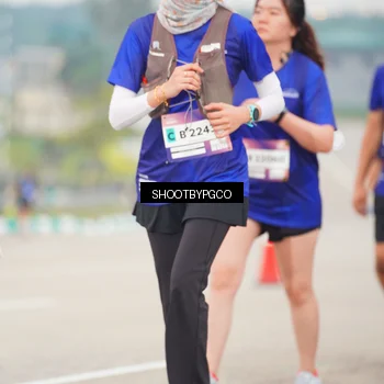 Runner Photo 7413253