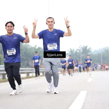 Runner Photo 7413255