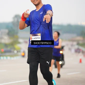 Runner Photo 7413263
