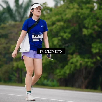 Runner Photo 7413264