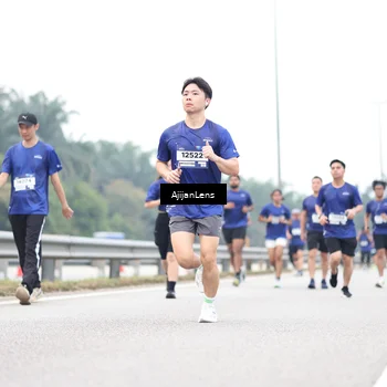 Runner Photo 7413284