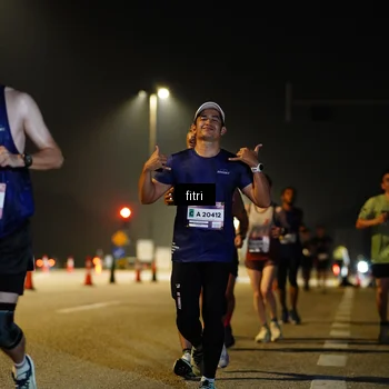 Runner Photo 7413285