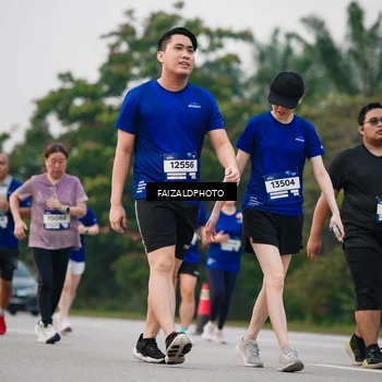 Runner Photo 7413322