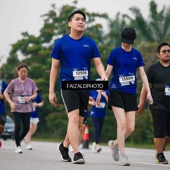Runner Photo 7413329