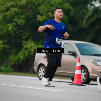 Runner Photo 7413334