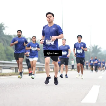 Runner Photo 7413349