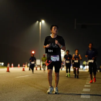 Runner Photo 7413367