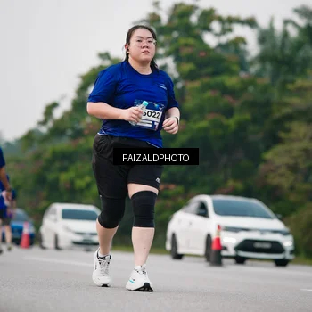 Runner Photo 7413372