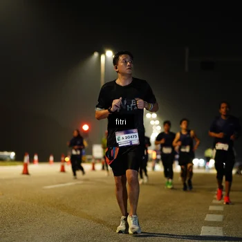 Runner Photo 7413374