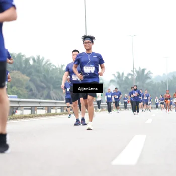 Runner Photo 7413377