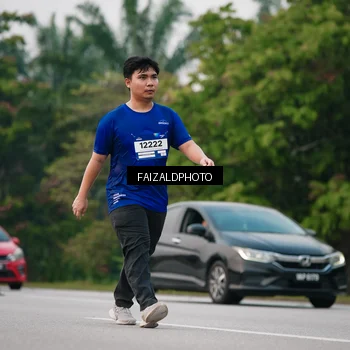 Runner Photo 7413386