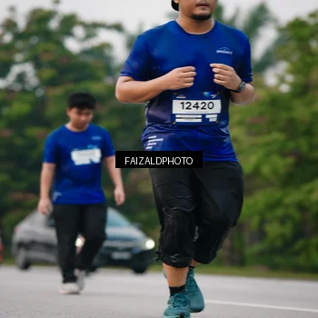 Runner Photo 7413388