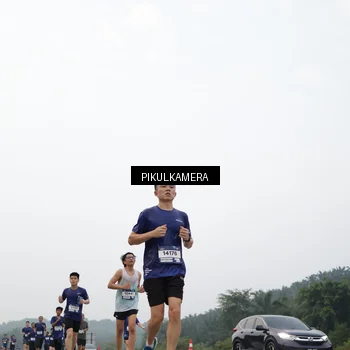 Runner Photo 7413393