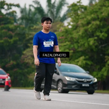 Runner Photo 7413399