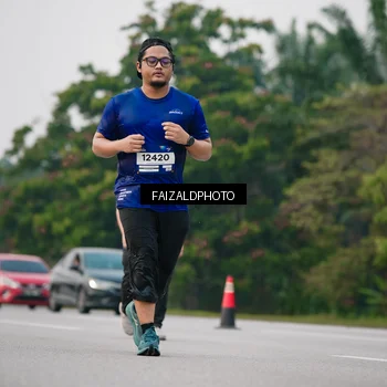 Runner Photo 7413404