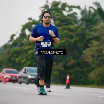 Runner Photo 7413407