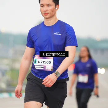 Runner Photo 7413439